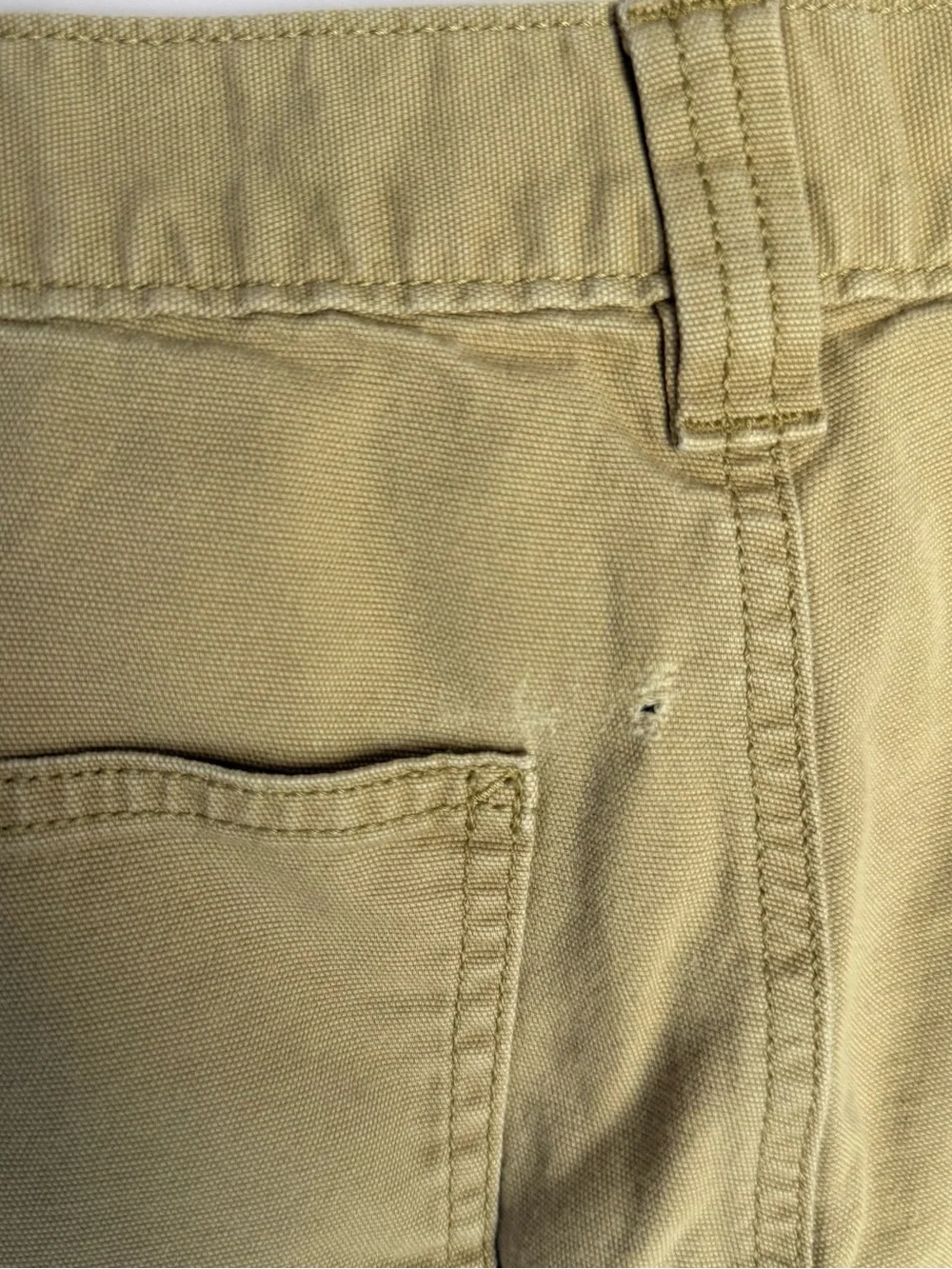 Carhartt Men's Relaxed Chinos in Khaki
